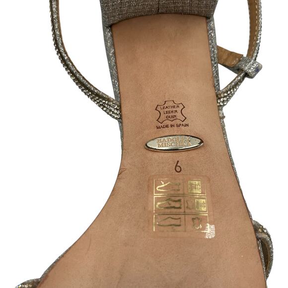 Badgley Mischka Ultima Rhinestone Embellished Block Heels Sandals Silver Size 6 - Picture 7 of 7